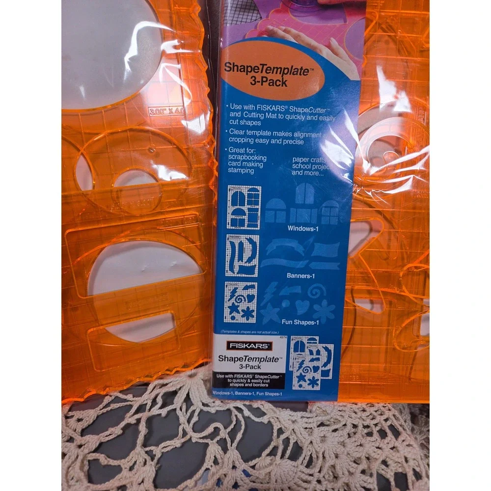 Fiskars ShapeTemplate 3-Pack Lot Scrapbooking Cutting Stencils Stars Circles Fun